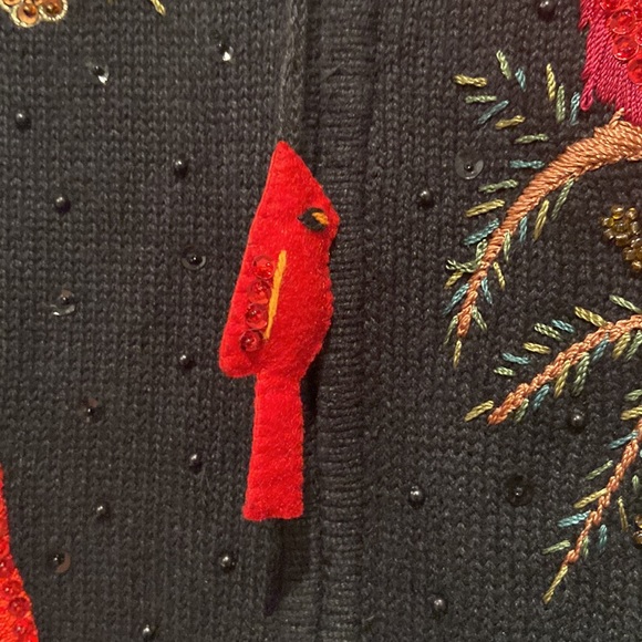 Cardinal sweater Heirloom Collectibles Sequin Cardinal Zip-up Christmas cardigan - Picture 5 of 14